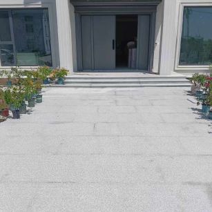 甘肃 芝麻白花岗岩地铺石地面铺装