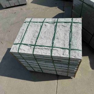 甘肃 白麻花岗岩石材自然面蘑菇石成品