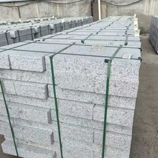 甘肃 白麻花岗岩路沿石，弧形路沿石，道牙石，马路牙子，界石，路缘石，平沿石，直岩石，平缘石等