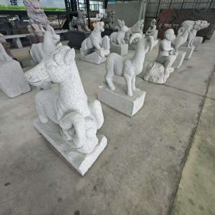 甘肃 芝麻白花岗岩造型立体雕刻——十二生肖