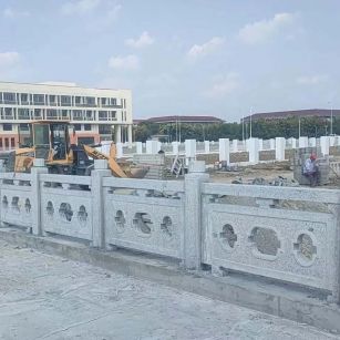 甘肃 白麻花岗岩荔枝面河道栏杆