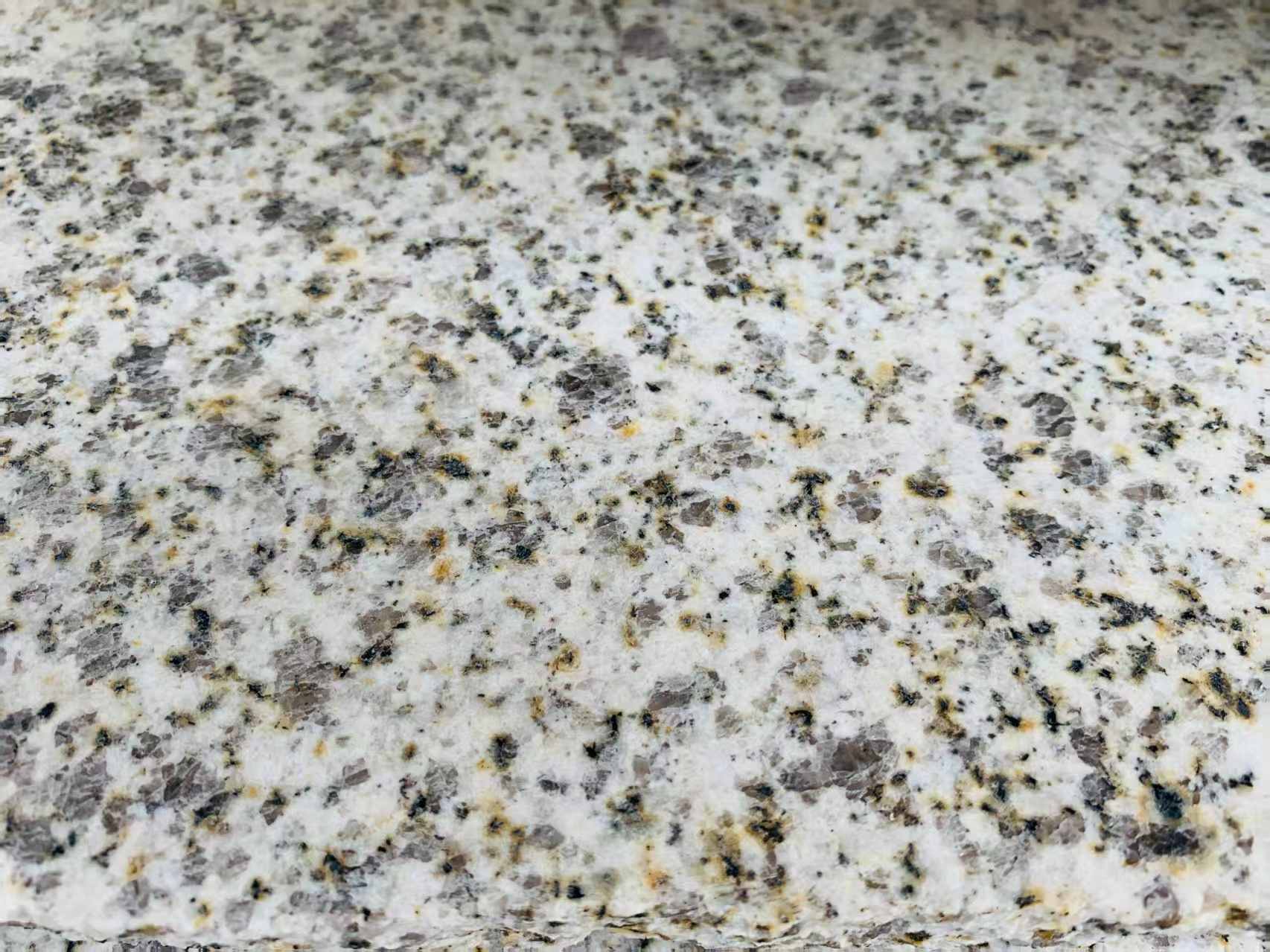 甘肃 黄金麻花岗岩石材浅黄光面