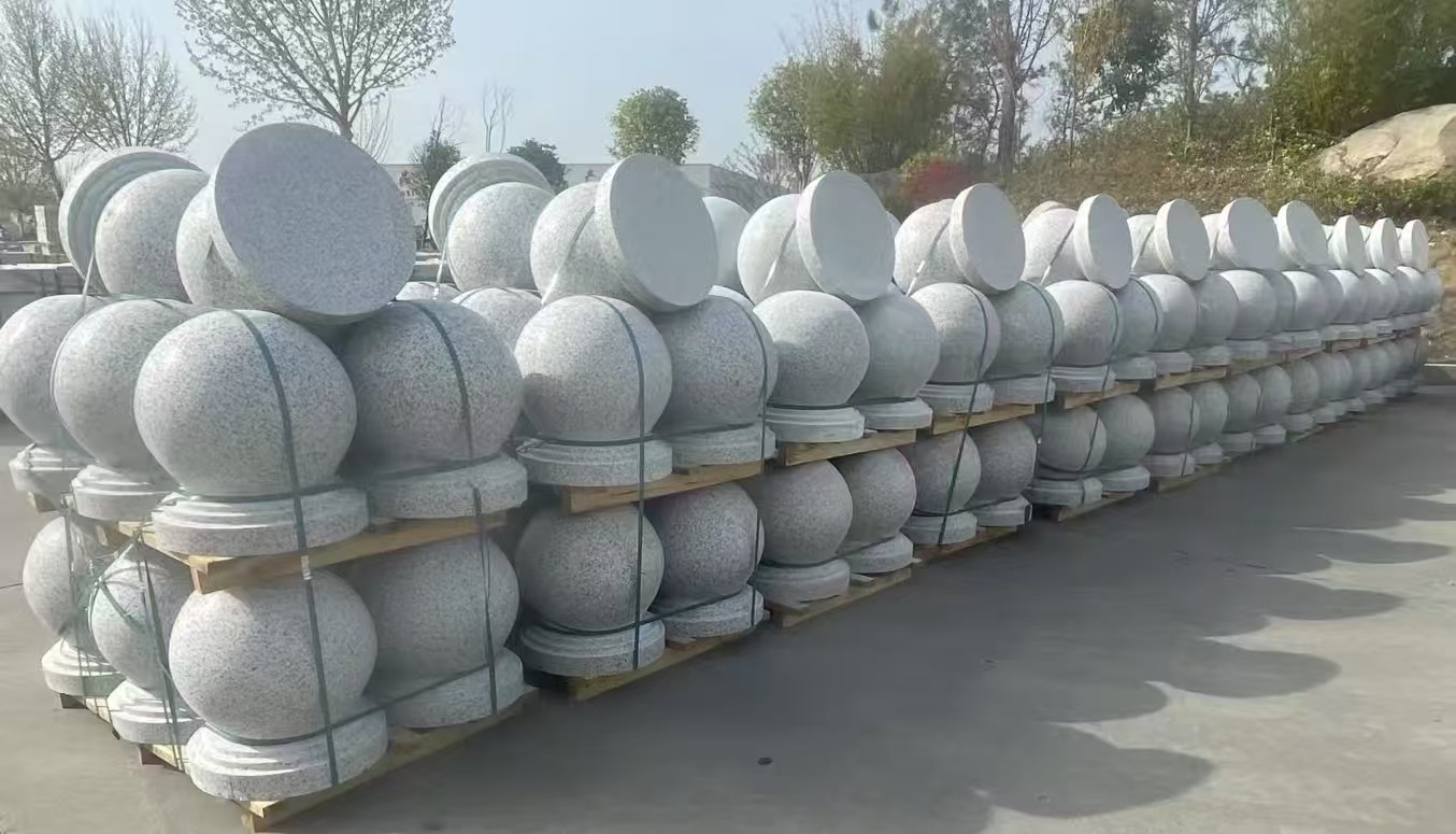 甘肃 白麻花岗岩石材圆球，石球，挡车球，隔离球，景观石球，风水球等