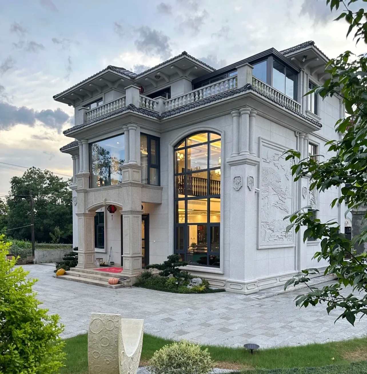 甘肃 白麻花岗岩私人别墅干挂石材豪华定制