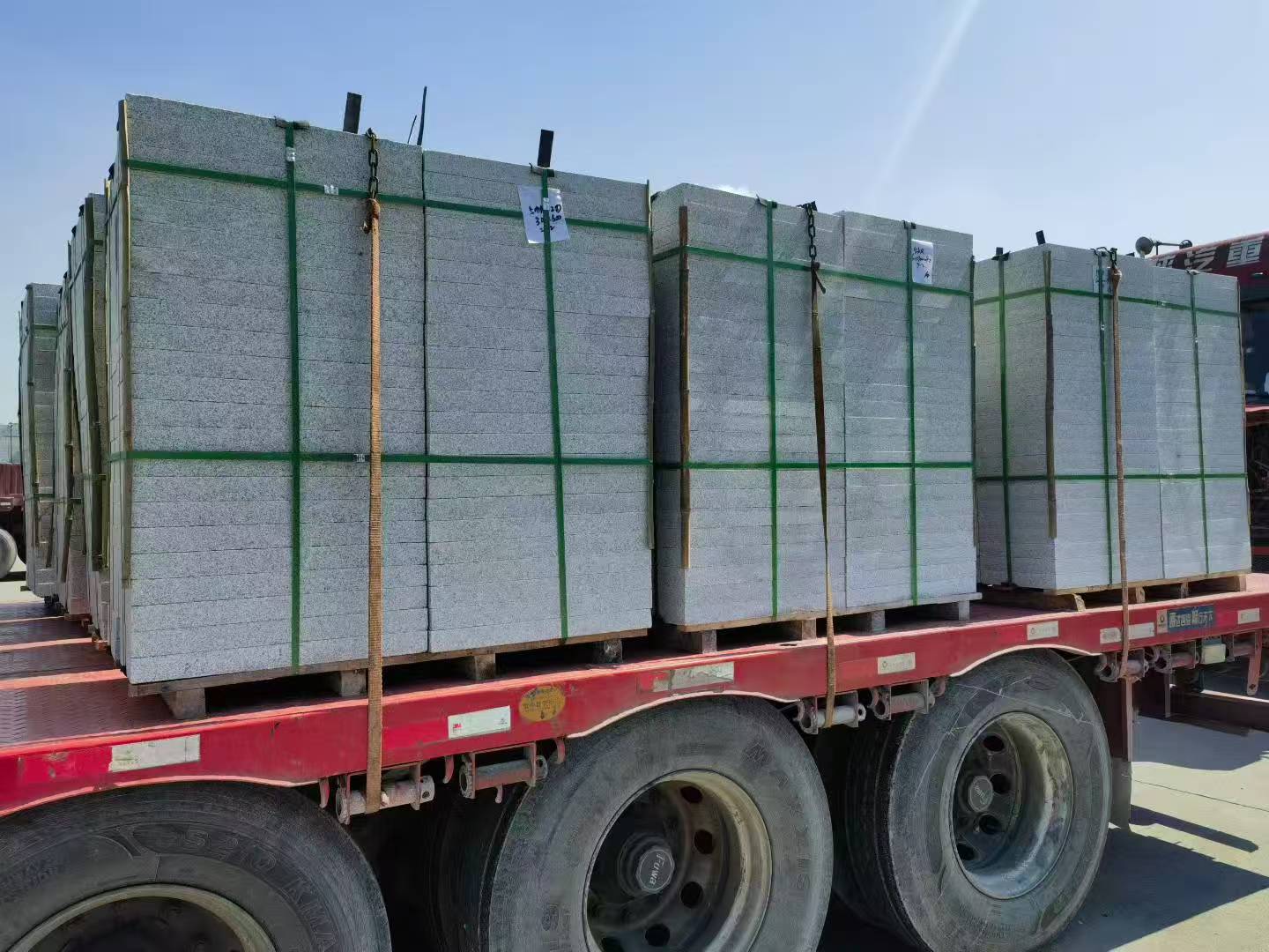 甘肃芝麻白花岗岩出货日常地铺石