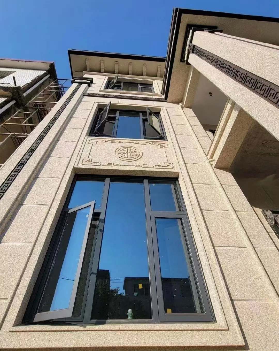 甘肃 黄金麻荔枝面别墅外墙干挂效果展示