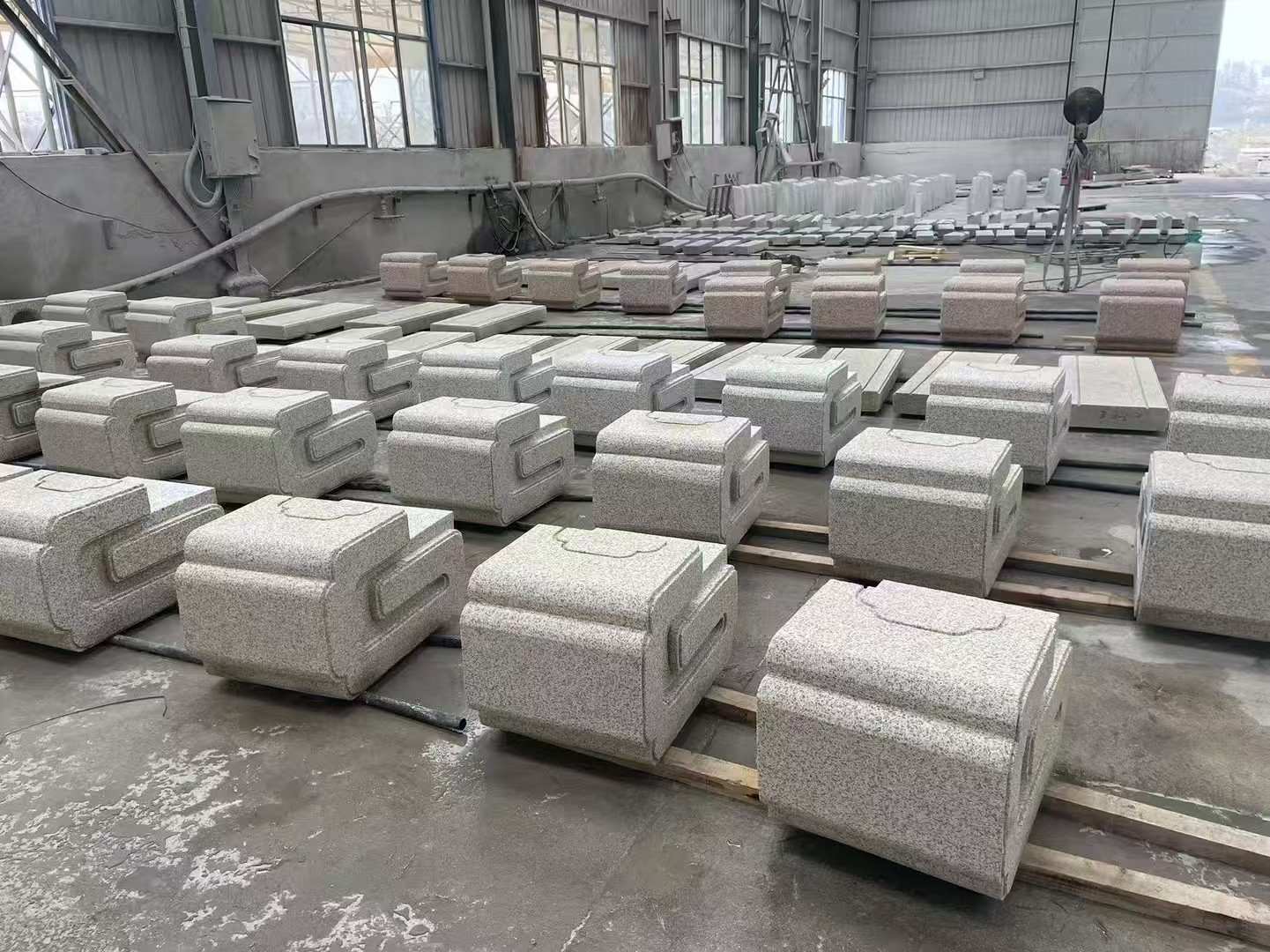 甘肃 白麻花岗岩异形加工-石凳，坐凳