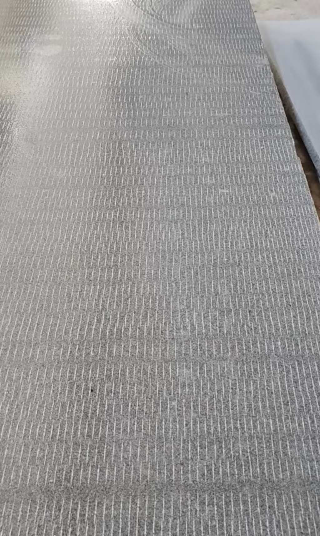 甘肃 芝麻灰花岗岩斧剁面，刀斩面