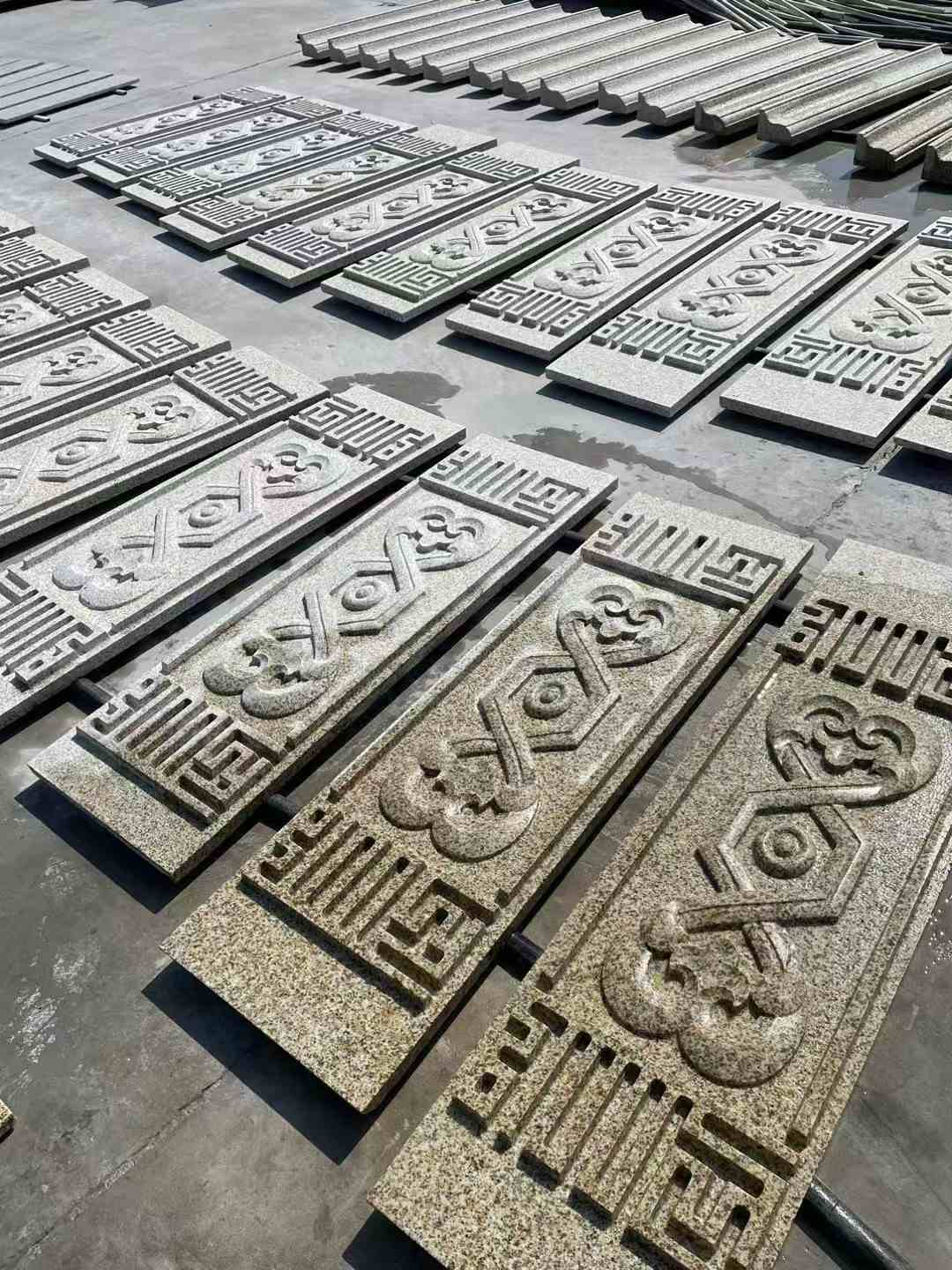 甘肃 黄金麻花岗岩外墙雕刻板