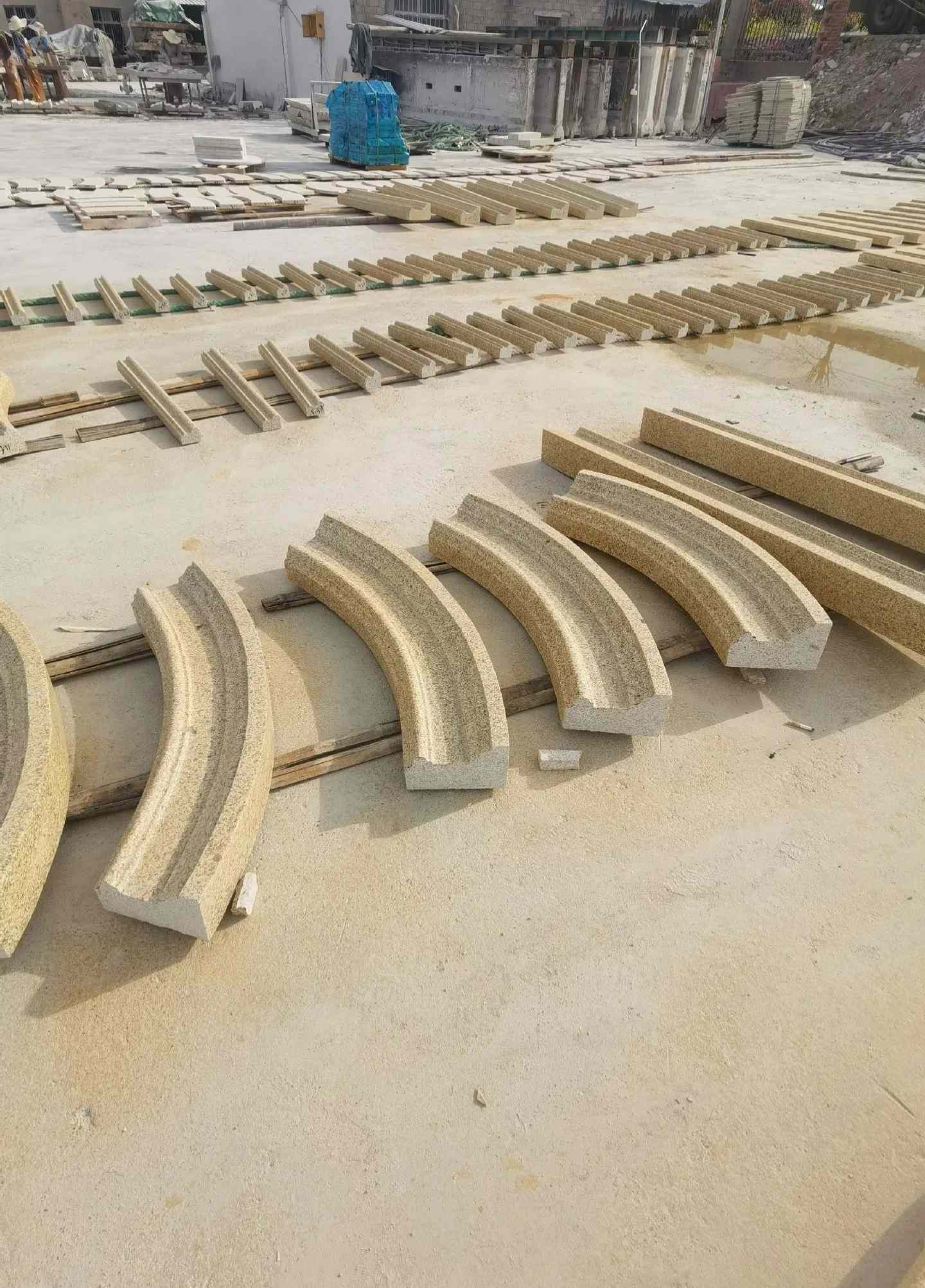 甘肃 黄金麻花岗岩别墅线条