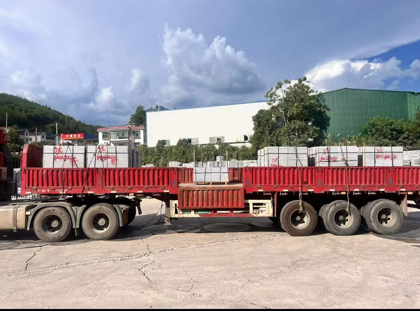 甘肃 芝麻灰花岗岩地铺石出货日常