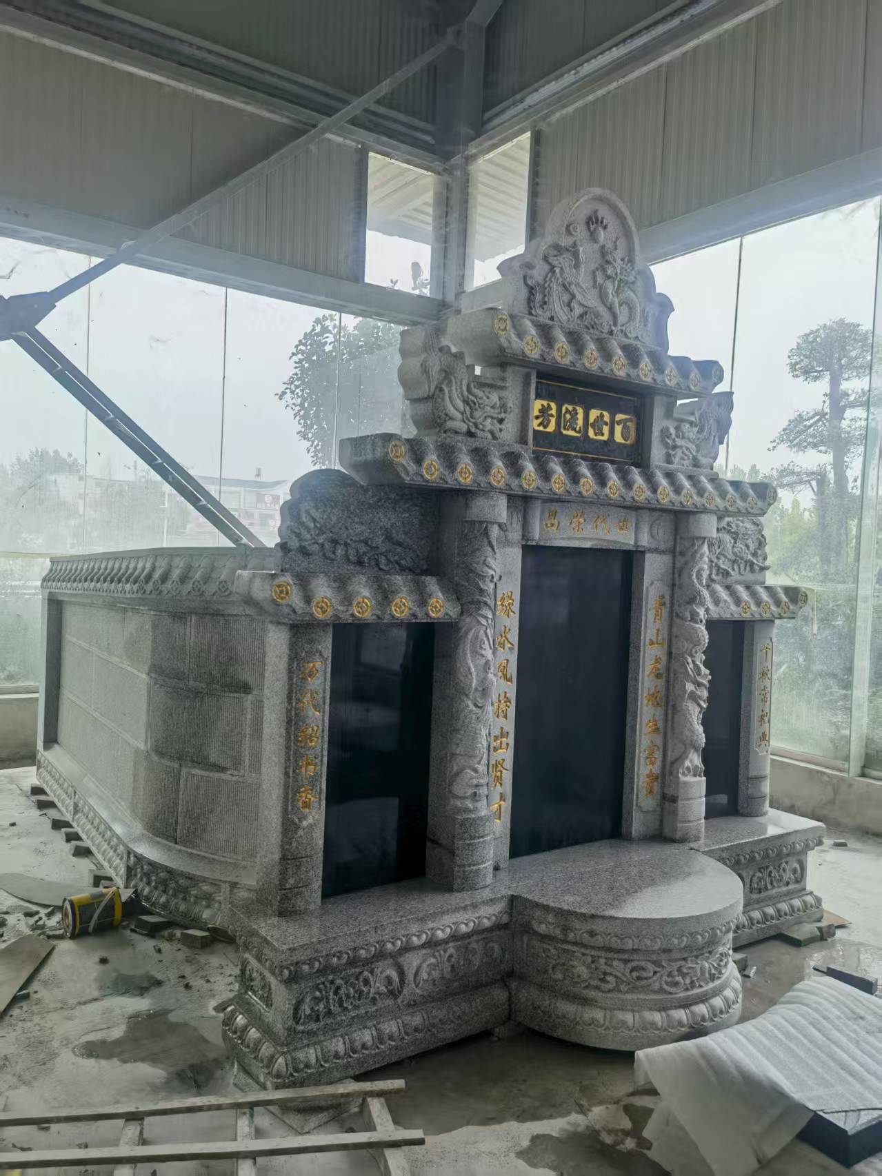 甘肃 芝麻白墓碑效果展示图